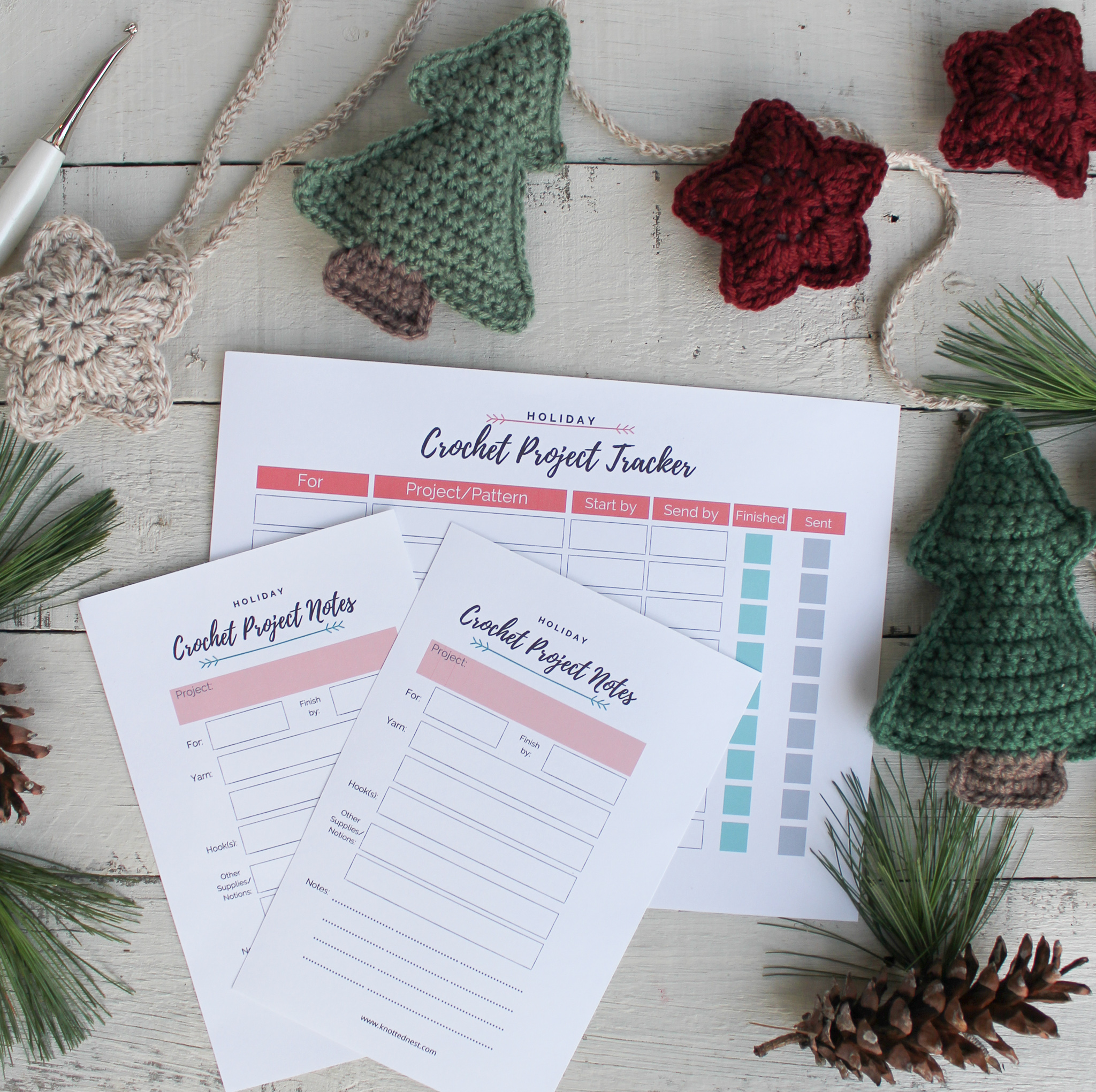 Free Printable Holiday Crochet Project Planner | The Knotted Nest