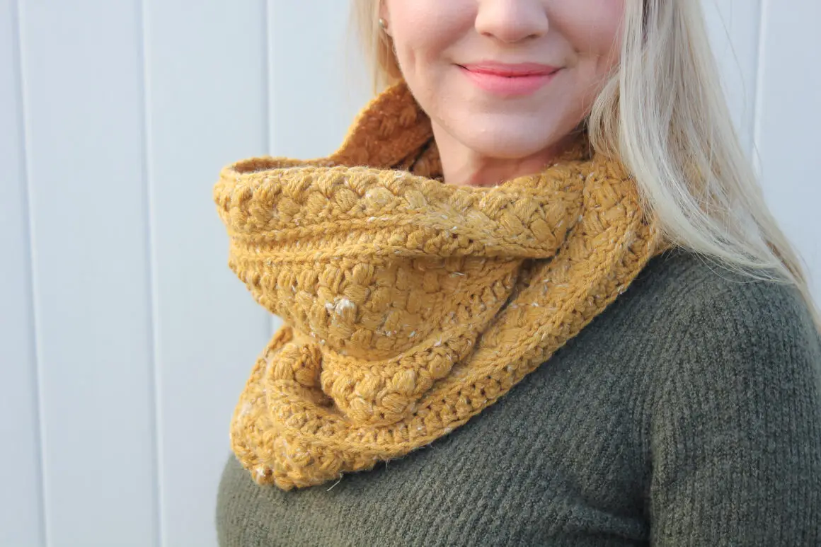 Mustard Puff Crochet Infinity Scarf Pattern - The Knotted Nest