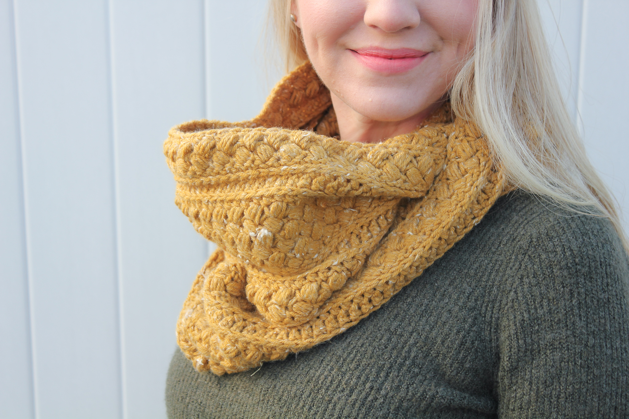 Mustard Puff Crochet Infinity Scarf Pattern - The Knotted Nest