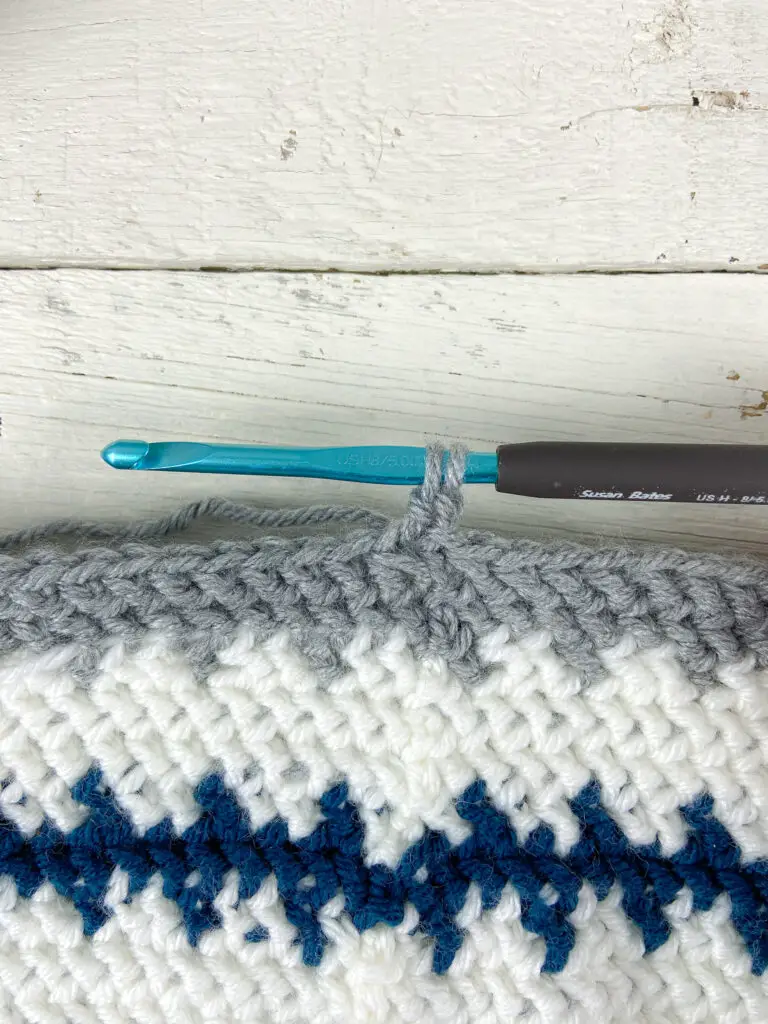 Start first hhdc,but stop with two loops on hook.