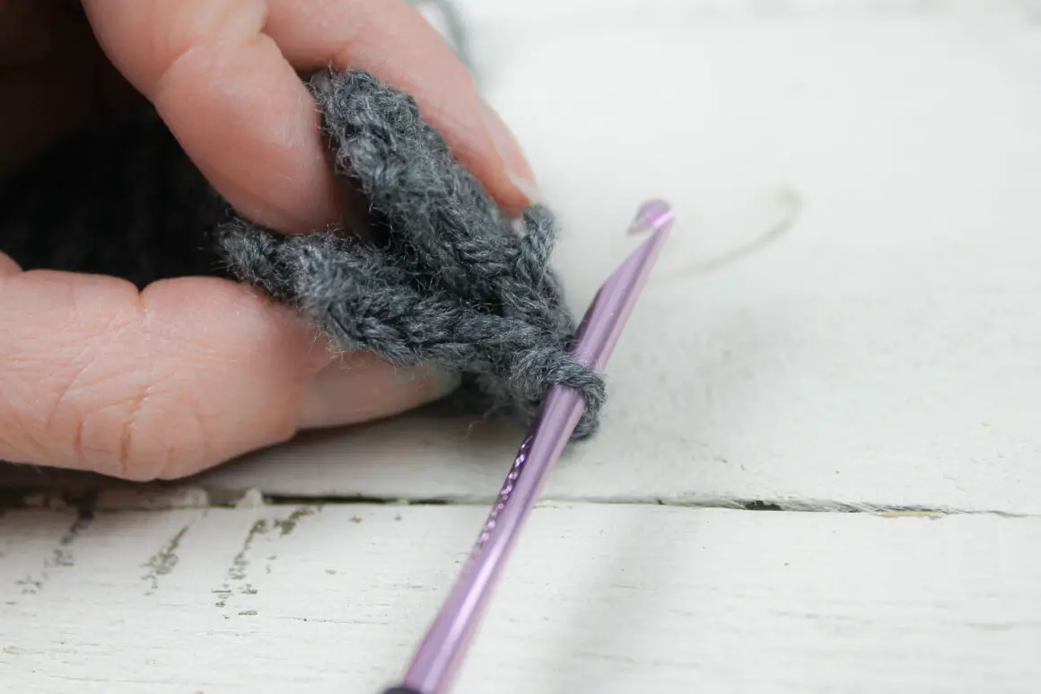The Buddy Beanie: A Free Crochet Hat Pattern for Boys - The Knotted Nest