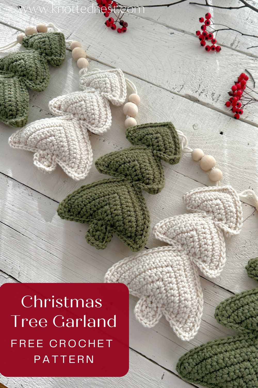 Skinny Christmas Tree Garland | Free Crochet pattern 
