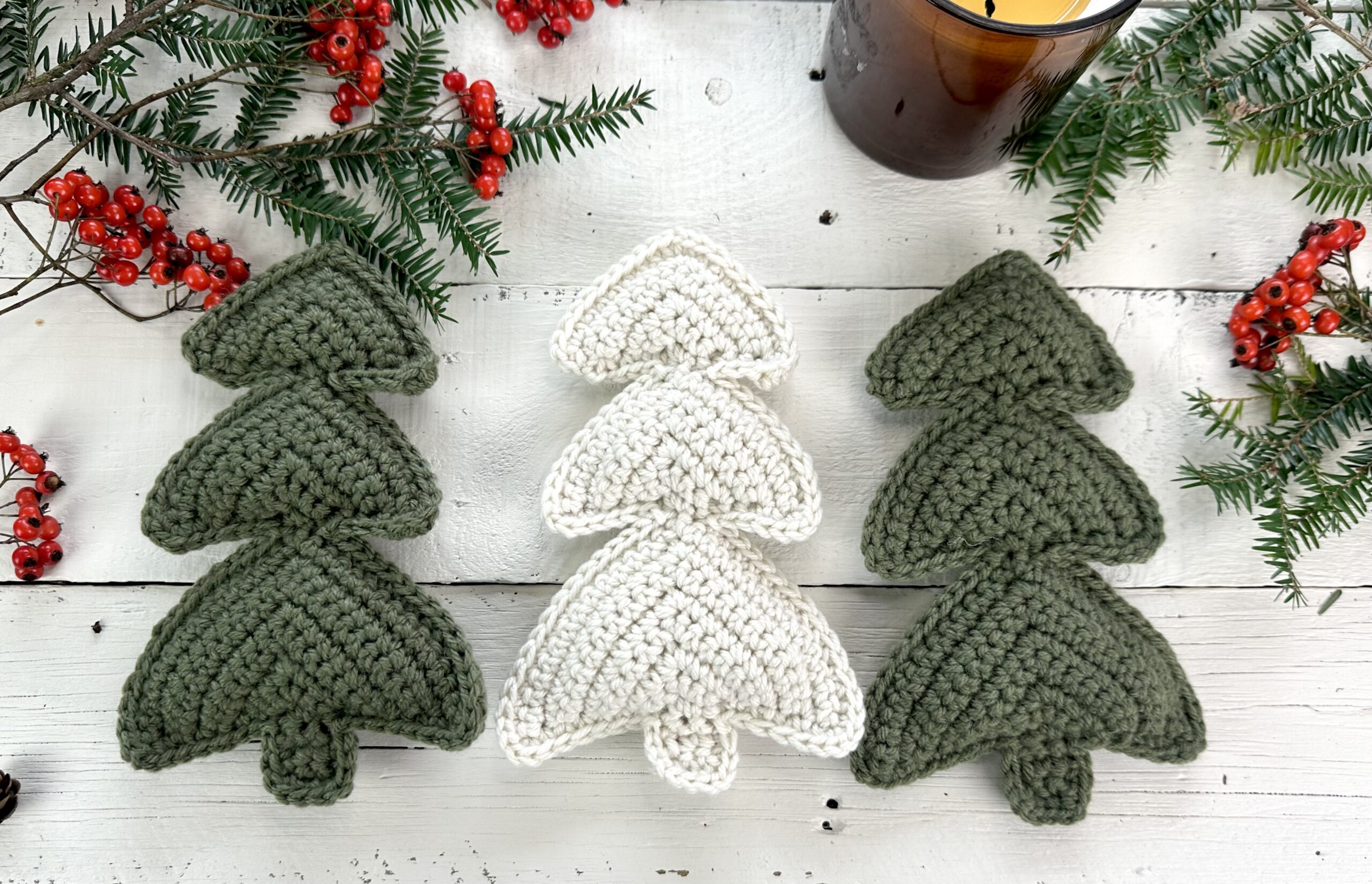 crochet christmas tree garland